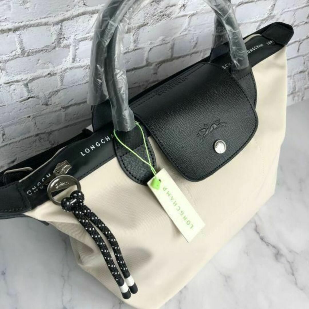 LONGCHAMP(ロンシャン)のロンシャン プリアージュ　エナジー S アイボリー　トップハンドルバッグ レディースのバッグ(ハンドバッグ)の商品写真