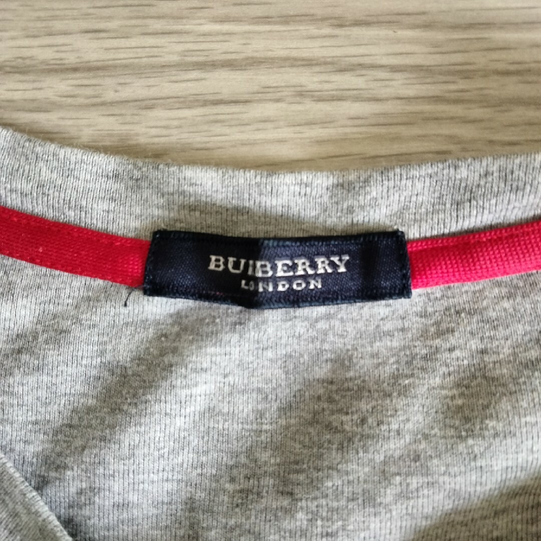 BURBERRY(バーバリー)のBURBERRY　ティシャツ メンズのトップス(Tシャツ/カットソー(半袖/袖なし))の商品写真