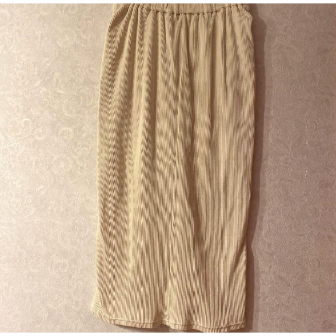 GU(ジーユー)の【美品】 GU リブフロントボタンナローミディスカート Lサイズ レディースのスカート(ロングスカート)の商品写真