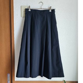 ユニクロ(UNIQLO)のUNIQLO　スカート(ミモレ丈)　　シャカシャカ素材　Mサイズ(その他)