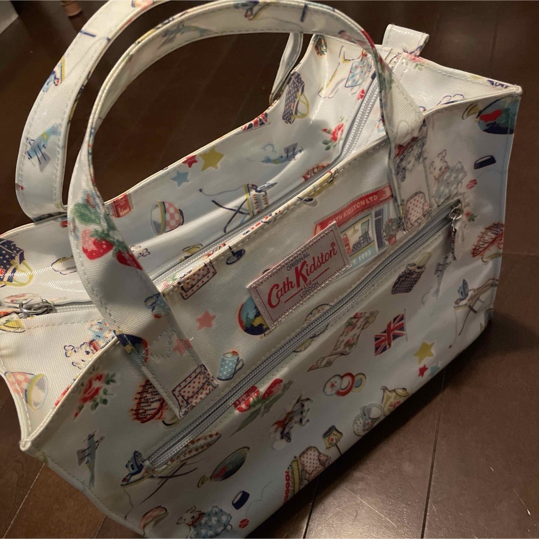 Cath Kidston(キャスキッドソン)のキャスキッドソンのバッグ レディースのバッグ(トートバッグ)の商品写真