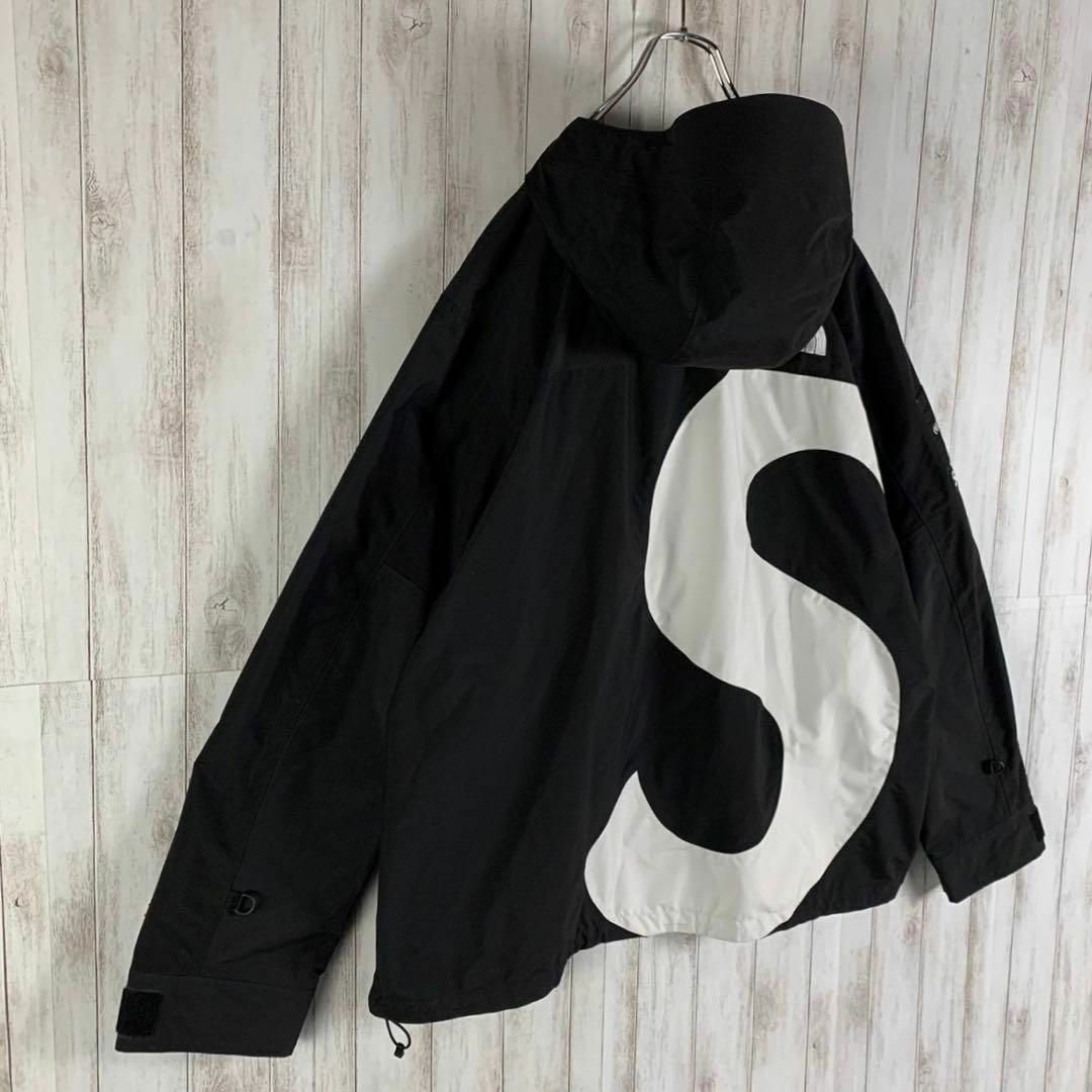 Supreme(シュプリーム)の【超希少モデル】シュプリーム×ノースフェイス XL Sロゴ マウンテンパーカー メンズのジャケット/アウター(マウンテンパーカー)の商品写真