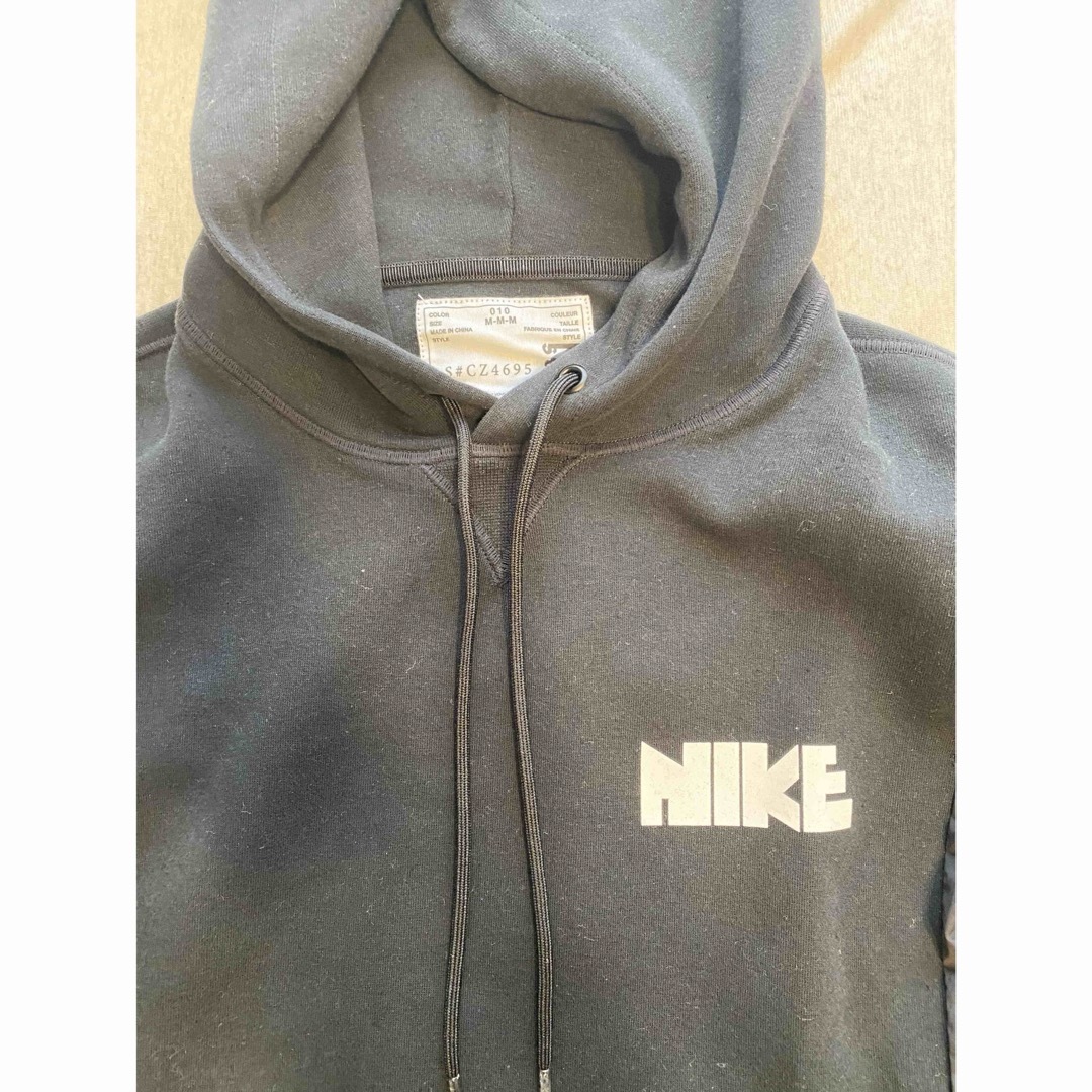 sacai(サカイ)のNIKE sacai hoodie black M メンズのトップス(パーカー)の商品写真