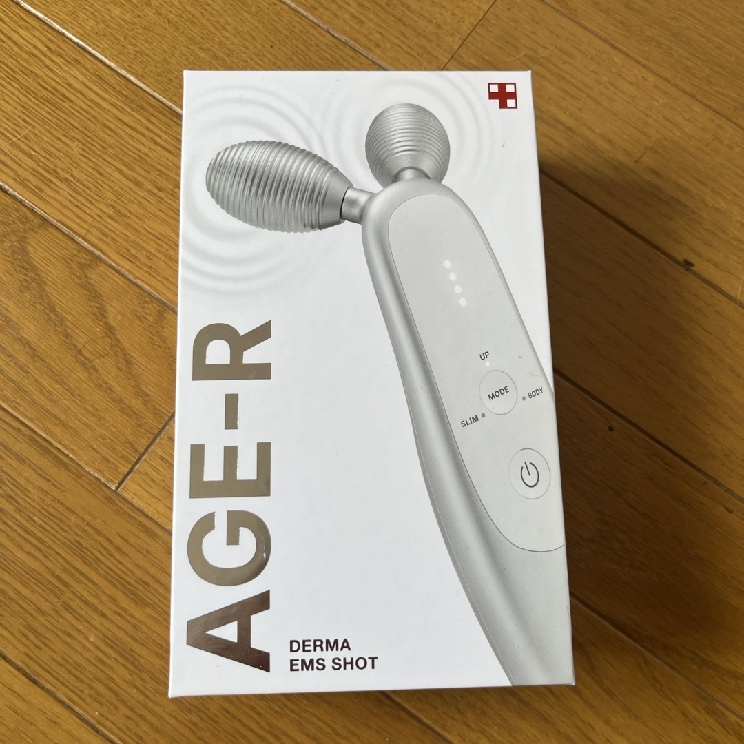 medicube AGE-R DERM EMS SHOT スマホ/家電/カメラの美容/健康(フェイスケア/美顔器)の商品写真