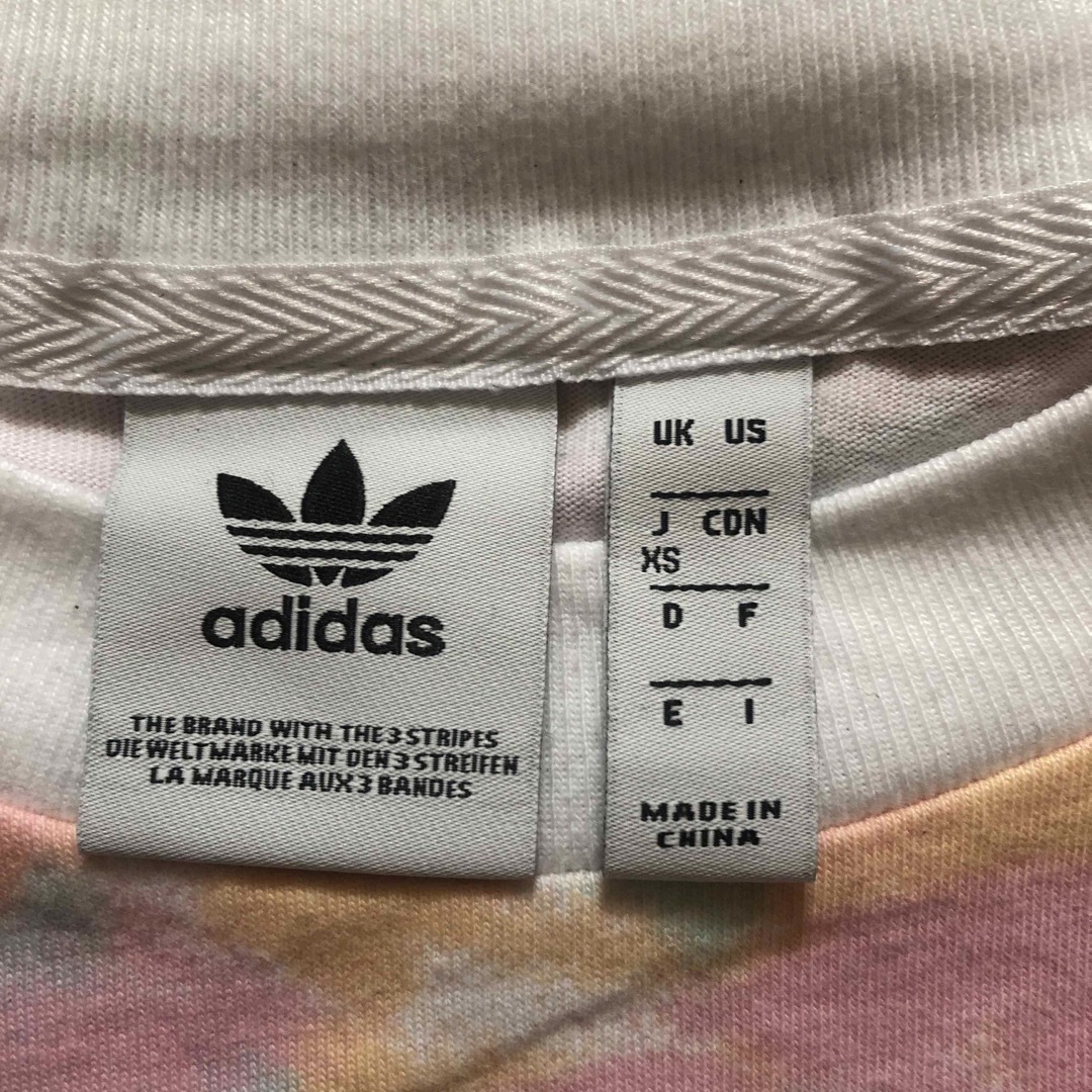 adidas(アディダス)のアディダス　レディース　Tシャツ レディースのトップス(Tシャツ(半袖/袖なし))の商品写真