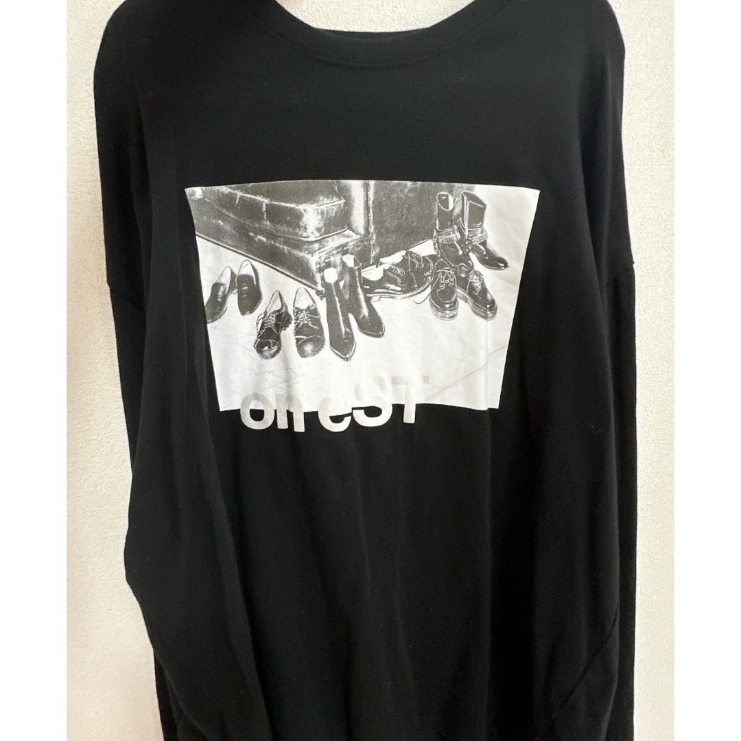 SixTONES(ストーンズ)のSixTONES oneST  ツアーTシャツ ロンT エンタメ/ホビーのタレントグッズ(アイドルグッズ)の商品写真