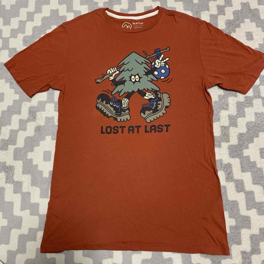 BURTON(バートン)の【良品 レア】 BURTON LOST AT LAST Tシャツ Sサイズ 雪男 メンズのトップス(Tシャツ/カットソー(半袖/袖なし))の商品写真