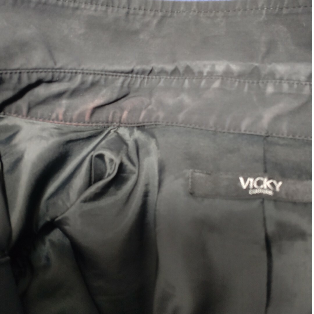 VICKY(ビッキー)のVICKYワンピース（黒） レディースのワンピース(ひざ丈ワンピース)の商品写真