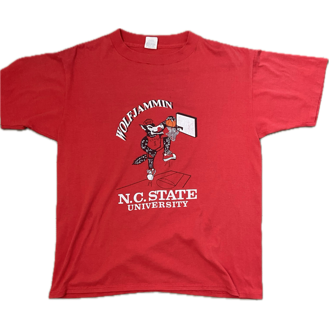 80s ノースカロナイナ州立大学　バスケ Tシャツ レディースのトップス(Tシャツ(半袖/袖なし))の商品写真