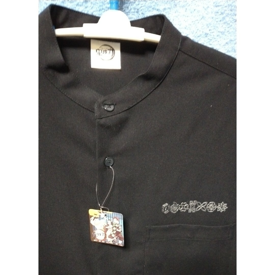 GU(ジーユー)の新品タグ付き　超高性能シャツ　ビックLサイズ　鬼滅の刃 メンズのトップス(Tシャツ/カットソー(半袖/袖なし))の商品写真