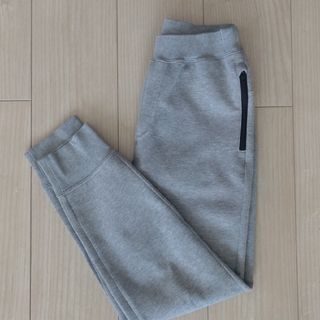 ユニクロ(UNIQLO)の【美品】UNIQLO 140cm スウェットパンツ  ジャージ(パンツ/スパッツ)