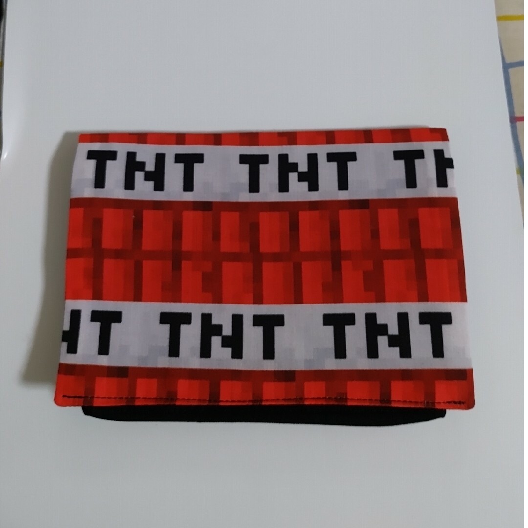 移動ポケット　マイクラ　TNT ハンドメイドのキッズ/ベビー(外出用品)の商品写真