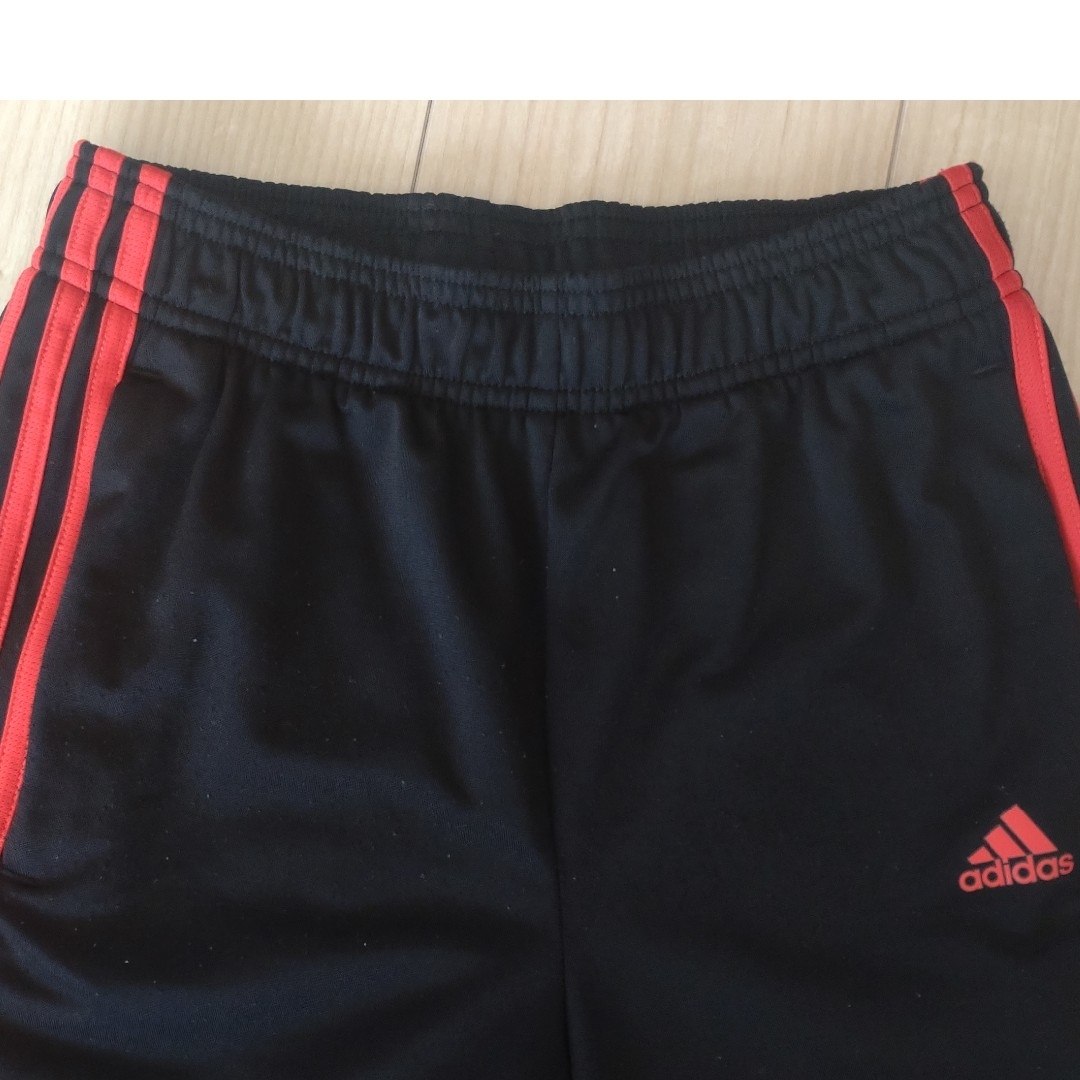 adidas(アディダス)の【adidas】140cm ジャージ上下セット キッズ/ベビー/マタニティのキッズ服男の子用(90cm~)(パンツ/スパッツ)の商品写真