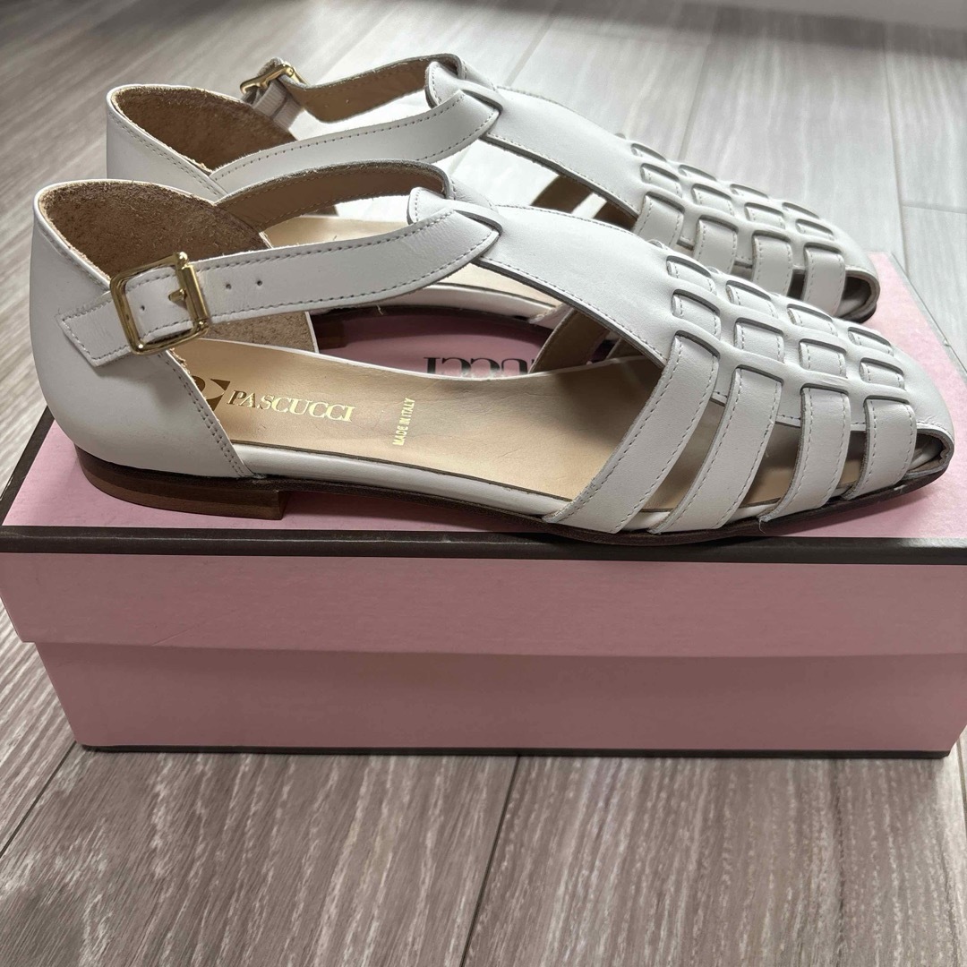 Demi-Luxe BEAMS(デミルクスビームス)の新品 PASCUCCI パスクッチ グルカ グルカサンダル　37 レディースの靴/シューズ(サンダル)の商品写真