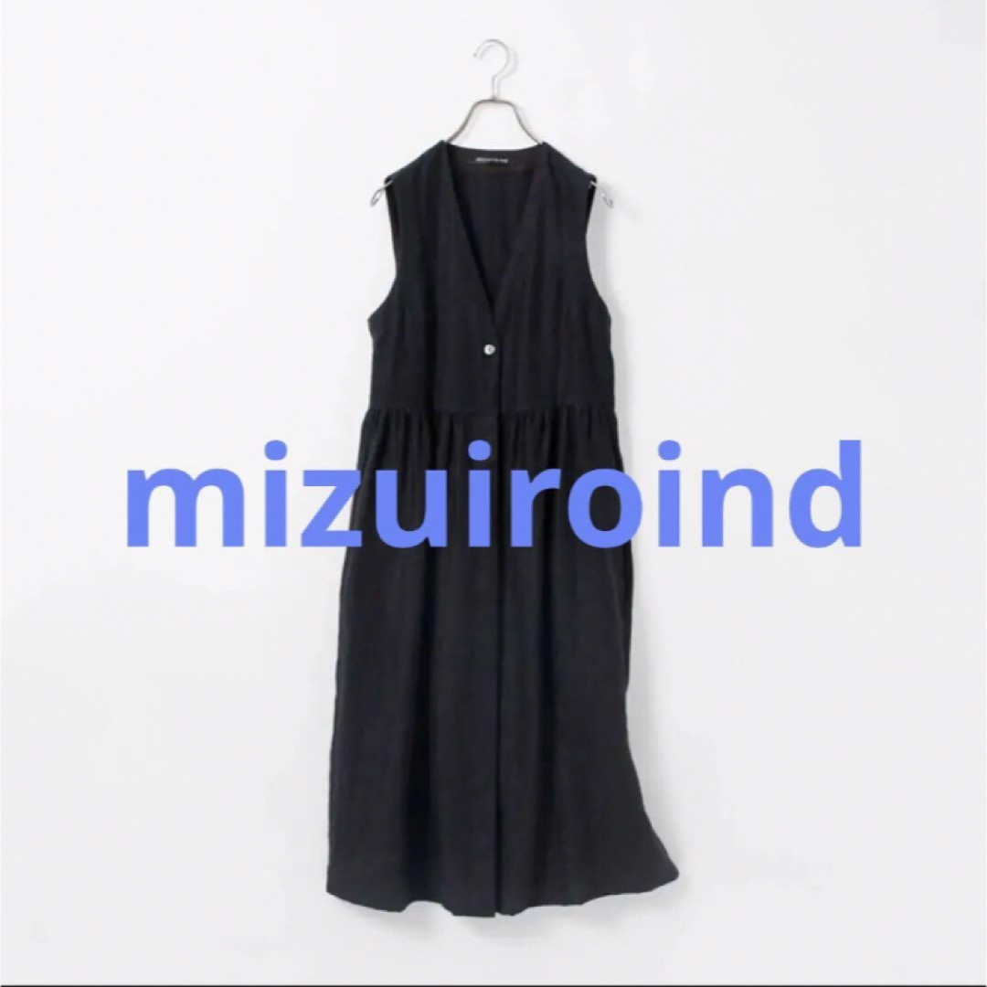 mizuiro ind(ミズイロインド)のmizuiro indVネック ジレワンピース ベストブラック ロング丈 前開き レディースのワンピース(ロングワンピース/マキシワンピース)の商品写真