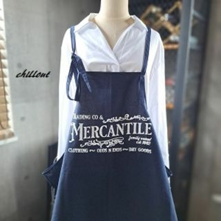 【背中がかわいい】エプロンドレス：ネイビー×MERCANTILE【0629】(キッチン小物)