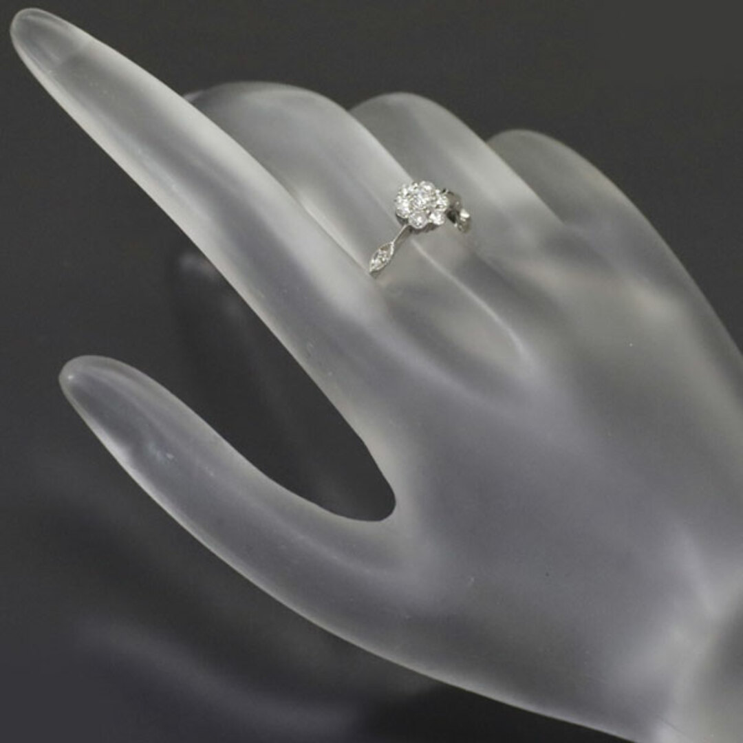 Pt900 ダイヤモンド リング 0.54ct フラワー レディースのアクセサリー(リング(指輪))の商品写真