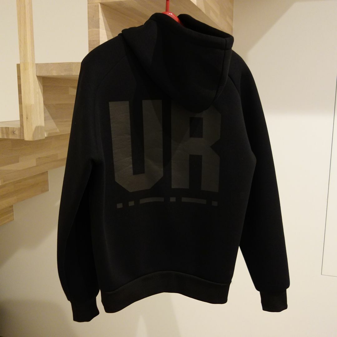 Charhartt WIP(カーハートダブリューアイピー)のUNDERGROUND RESISTANCE CARHART WIP パーカー メンズのトップス(パーカー)の商品写真