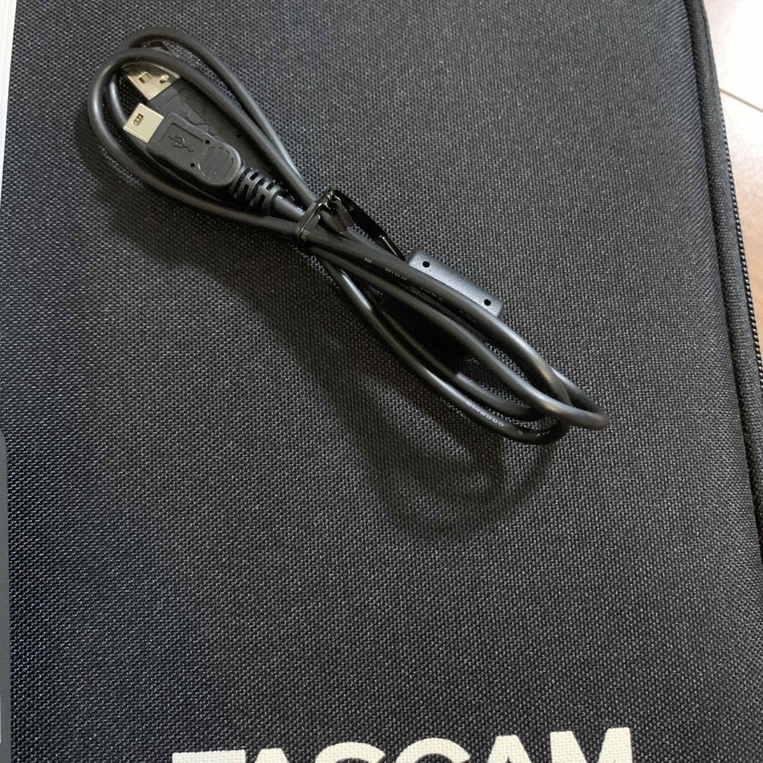 TASCAM DP-004 レコーダー ケース付き マルチトラックレコーダー 楽器のレコーディング/PA機器(MTR)の商品写真