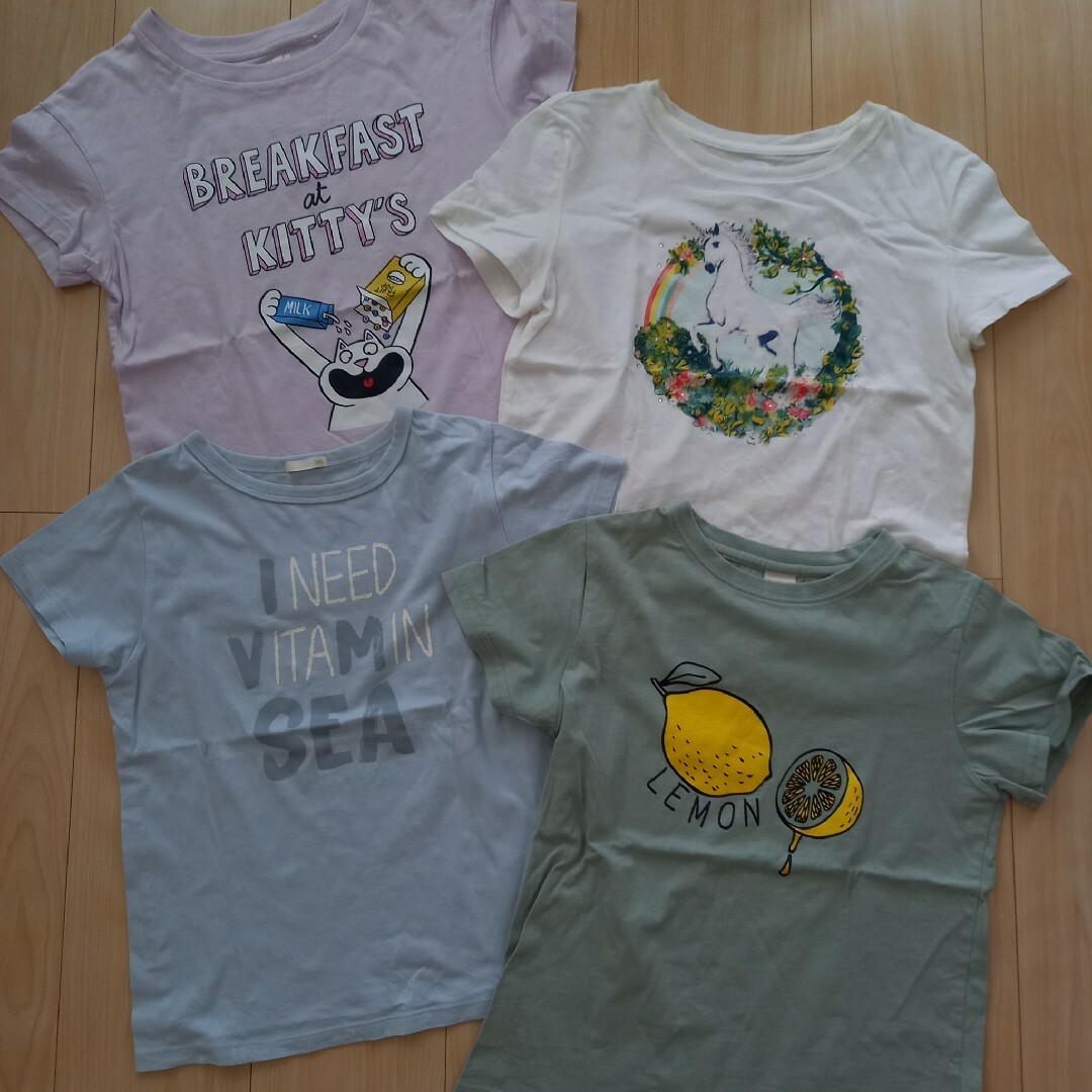 UNIQLO(ユニクロ)の半袖Tシャツ　４枚セット キッズ/ベビー/マタニティのキッズ服女の子用(90cm~)(Tシャツ/カットソー)の商品写真