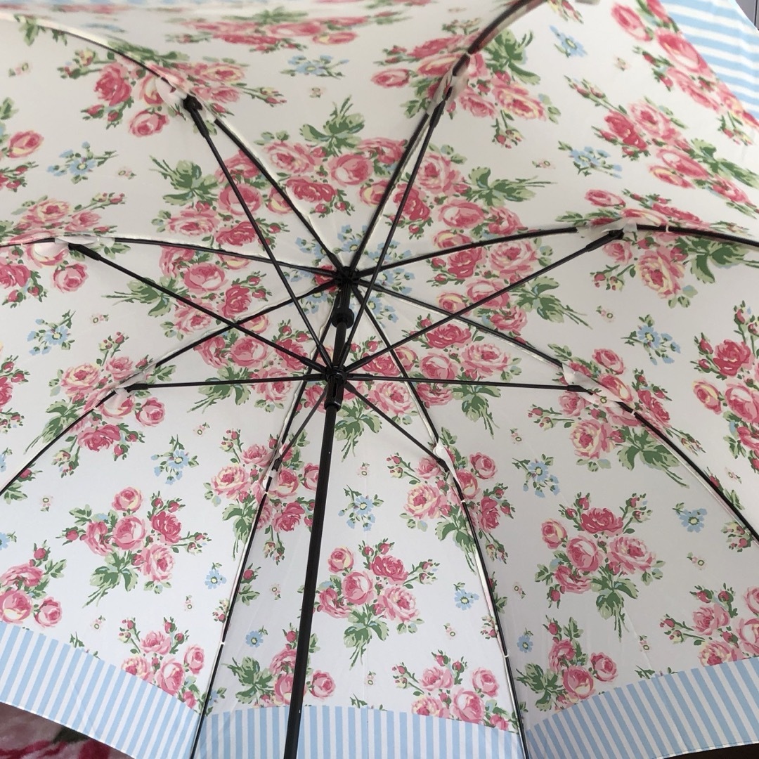 LAURA ASHLEY(ローラアシュレイ)のLAURA ASHLEYのパラソル(未使用品)バンチェッドロージズ レディースのファッション小物(傘)の商品写真