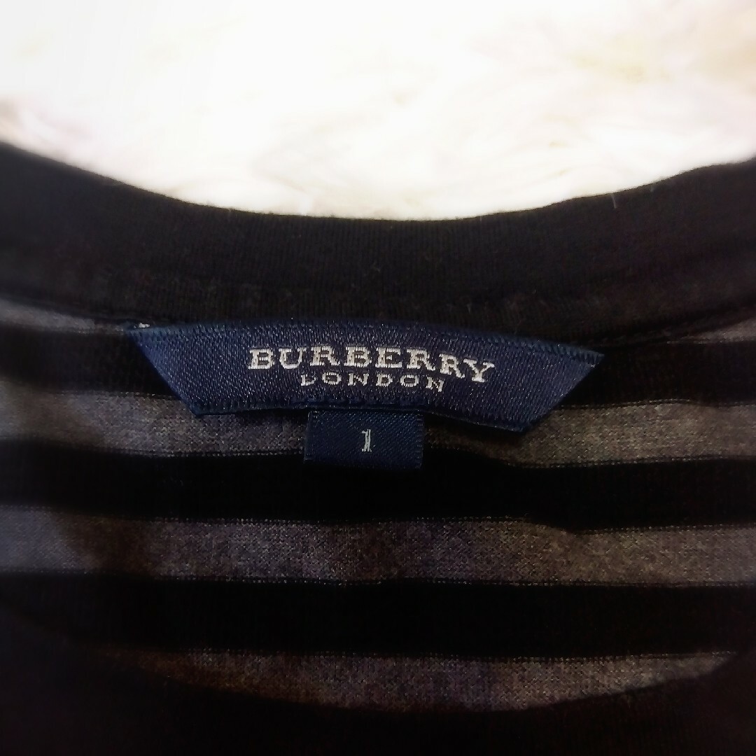 BURBERRY(バーバリー)のバーバリー Tシャツ 半袖 刺繍ロゴ ボーダー 三陽商会 グレー ブラック 黒 レディースのトップス(Tシャツ(半袖/袖なし))の商品写真