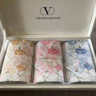 ヴァレンティノガラヴァーニ(valentino garavani)のヴァレンティノ 薄手ハンカチ 3枚セット(ハンカチ)