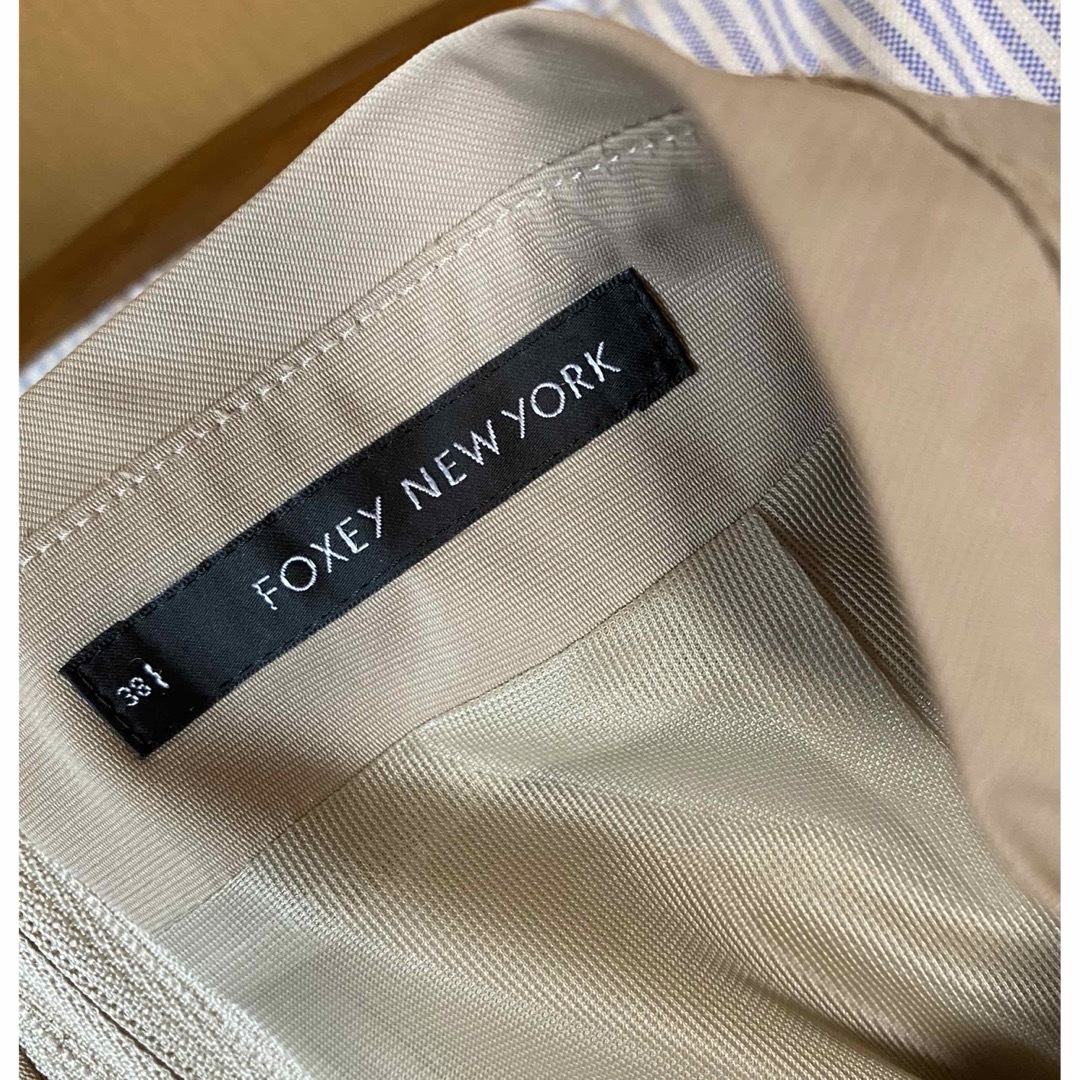FOXEY NEW YORK(フォクシーニューヨーク)のFOXEY.NEWYORK おリボンスカート38 レディースのスカート(ひざ丈スカート)の商品写真