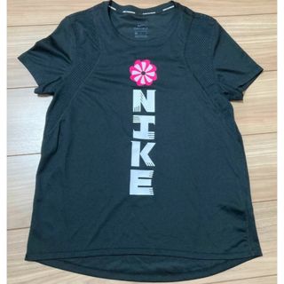 ナイキ(NIKE)のNIKE 半袖ランニングウェア　M レディース　半袖ランニングシャツ　Tシャツ(Tシャツ(半袖/袖なし))