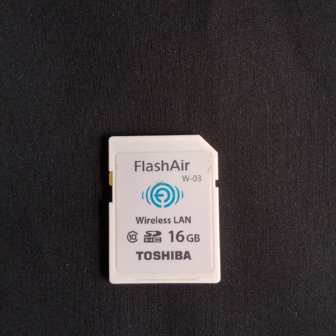 東芝(トウシバ)の東芝　フラッシュエア スマホ/家電/カメラのカメラ(その他)の商品写真