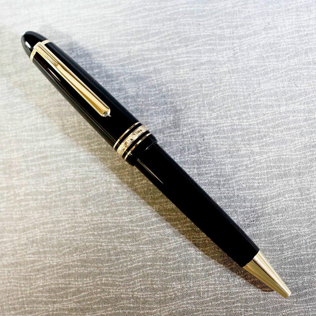 MONTBLANC(モンブラン)の【美品 送料込】モンブラン ボールペン １６１ マイスターシュテュック ゴールド インテリア/住まい/日用品の文房具(ペン/マーカー)の商品写真