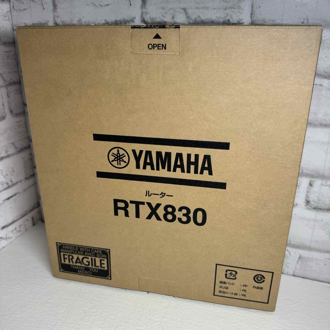 ヤマハ(ヤマハ)の【美品・初期化済み】YAMAHA RTX830 VPNルーター スマホ/家電/カメラのPC/タブレット(PC周辺機器)の商品写真