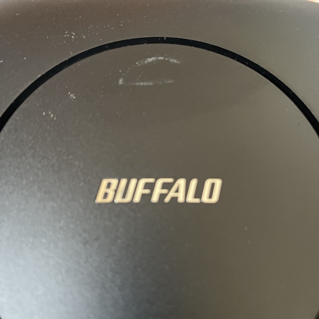 Buffalo(バッファロー)のWi-Fi6 ルーター ➕ 中継機 2台セット WSR-3200AX4S 他 スマホ/家電/カメラのPC/タブレット(PC周辺機器)の商品写真