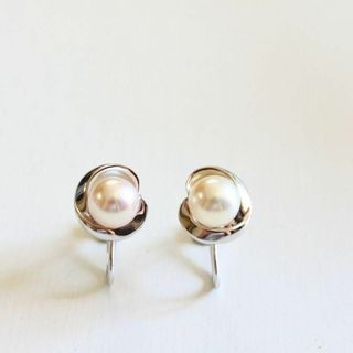 【美品】MIKIMOTO ミキモト パールフラワーイヤリング