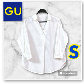 ジーユー(GU)のGU ジーユー スキッパー シャツ Sサイズ 7号 白 ホワイト 無地 7分袖(シャツ/ブラウス(長袖/七分))