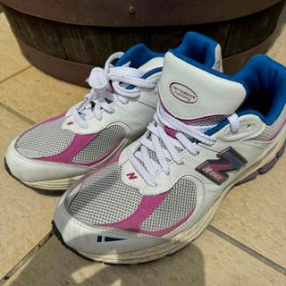 ニューバランス(New Balance)のニューバランス2002 (スニーカー)