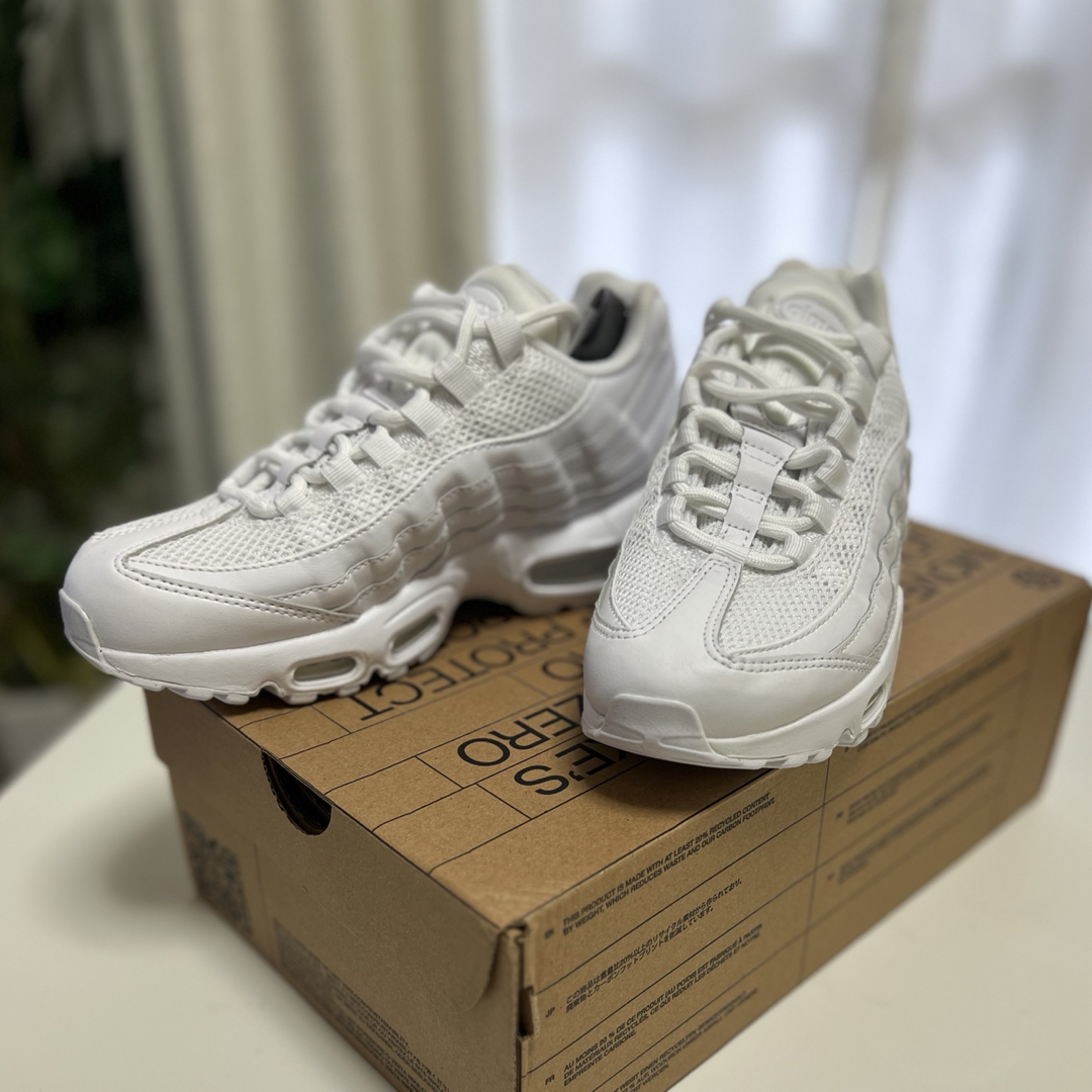 NIKE(ナイキ)のNIKE AIR MAX95 エアマックス95 レディースの靴/シューズ(スニーカー)の商品写真