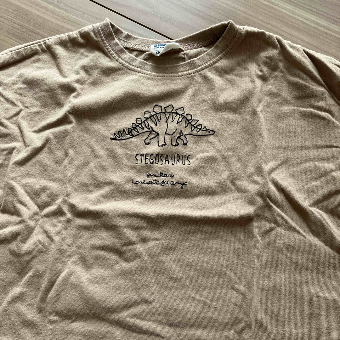 SHOO・LA・RUE(シューラルー)のTシャツ　恐竜　トップス　男の子　120 ダイナソー　シューラルー　ブリーズ キッズ/ベビー/マタニティのキッズ服男の子用(90cm~)(Tシャツ/カットソー)の商品写真