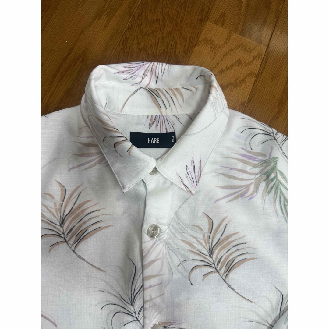 HARE(ハレ)のシャツ ホワイト　半袖シャツ　HARE ハレ メンズのトップス(シャツ)の商品写真