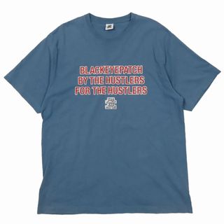 ブラックアイパッチ  ロゴプリント Tシャツ カットソー ライトブルー(Tシャツ/カットソー(半袖/袖なし))