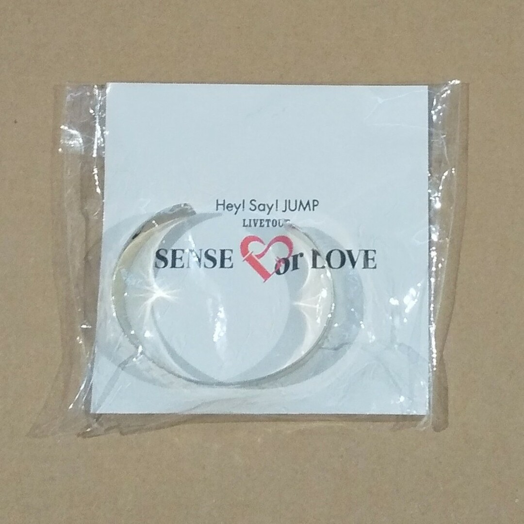 Hey! Say! JUMP(ヘイセイジャンプ)のHey!Say!JUMP バングル SENSE FOR LOVE レディースのアクセサリー(ブレスレット/バングル)の商品写真