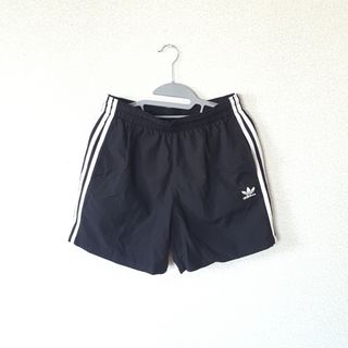 アディダス(adidas)のadidasパンツ 黒(ショートパンツ)