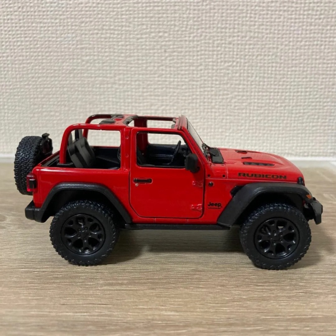 2018 Jeep Wrangler ミニカー　プルバックカーオープントップ エンタメ/ホビーのおもちゃ/ぬいぐるみ(ミニカー)の商品写真