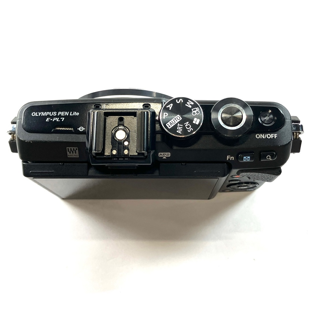 オリンパス PEN Lite E-PL7 ボディ ブラック 中古 スマホ/家電/カメラのカメラ(ミラーレス一眼)の商品写真