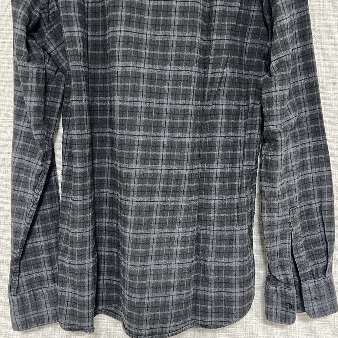 HUGO BOSS(ヒューゴボス)のヒューゴボス/HUGO BOSS チェック柄 長袖シャツ Sサイズ 約3万円 メンズのトップス(Tシャツ/カットソー(半袖/袖なし))の商品写真