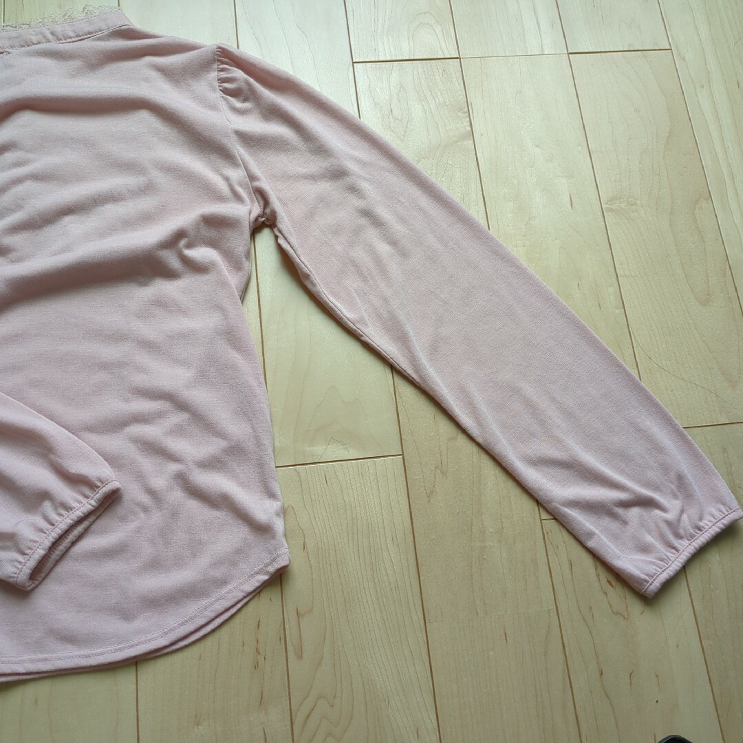 未使用　長袖　カットソー　Мサイズ　ピンク レディースのトップス(カットソー(長袖/七分))の商品写真