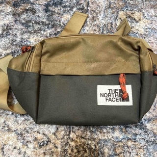 THE NORTH FACE Lumbar Pack NM71954 BK(ボディバッグ/ウエストポーチ)