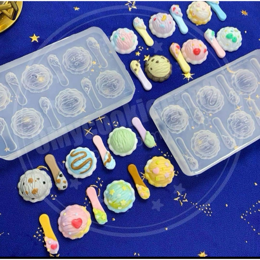 シリコンモールド　アイスクリーム　トレカケース　チョコ型　ミニチェア　デコパ　① ハンドメイドの素材/材料(各種パーツ)の商品写真