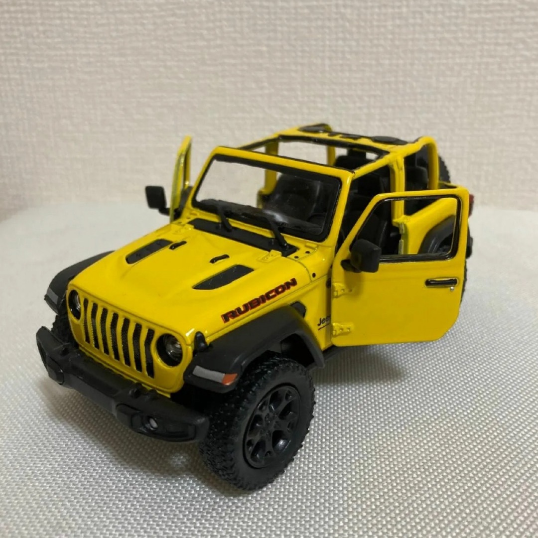 2018 Jeep Wrangler ミニカー　イエロー　プルバックカー エンタメ/ホビーのおもちゃ/ぬいぐるみ(ミニカー)の商品写真