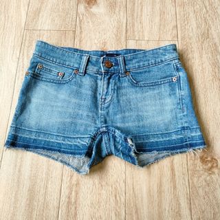 Gap 裾切りっぱなしデニムショートパンツ